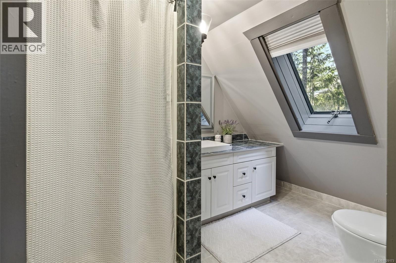  3778 Kingburne Drive, Cobble Hill