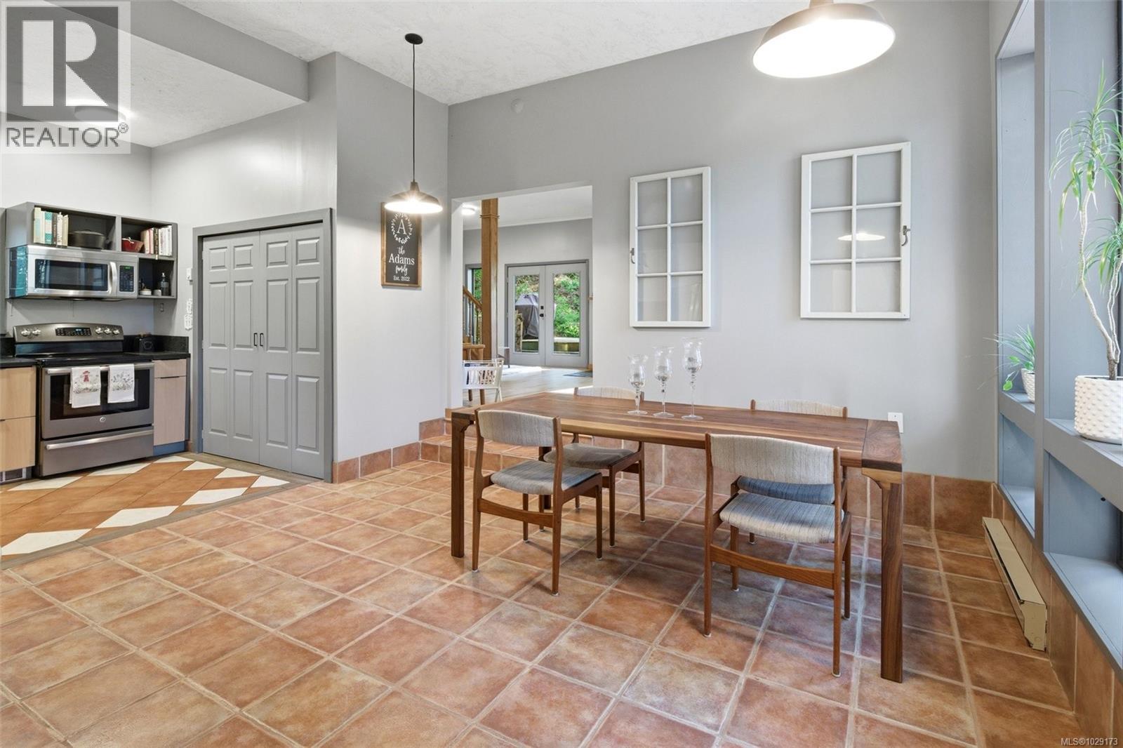  3778 Kingburne Drive, Cobble Hill