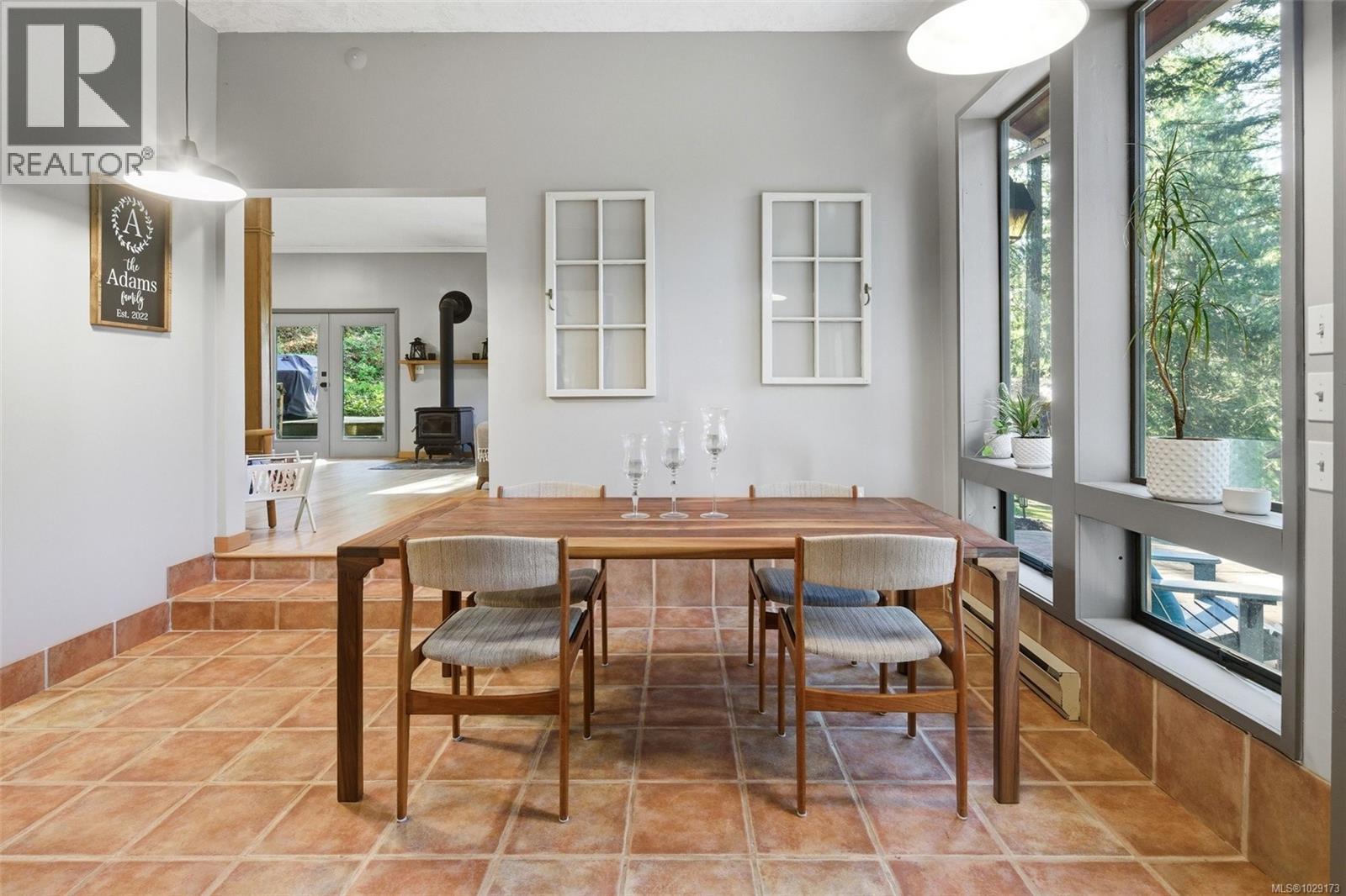  3778 Kingburne Drive, Cobble Hill