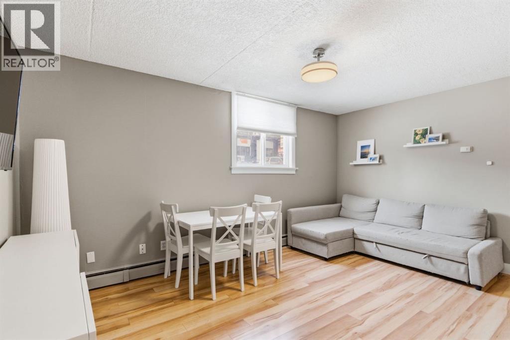 Single Family House for Sale in   A Street NW Sunnyside Calgary 