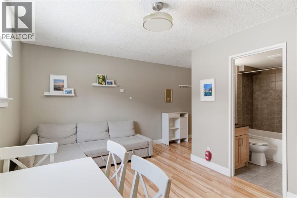 Single Family House for Sale in   A Street NW Sunnyside Calgary 