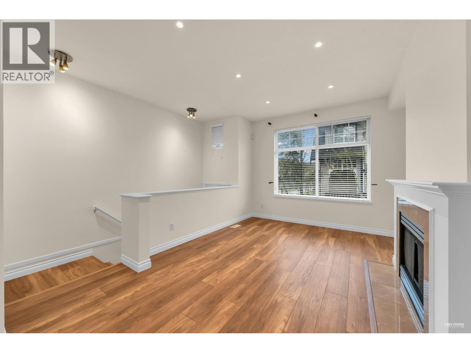 42 6888 ROBSON Drive - photo 2