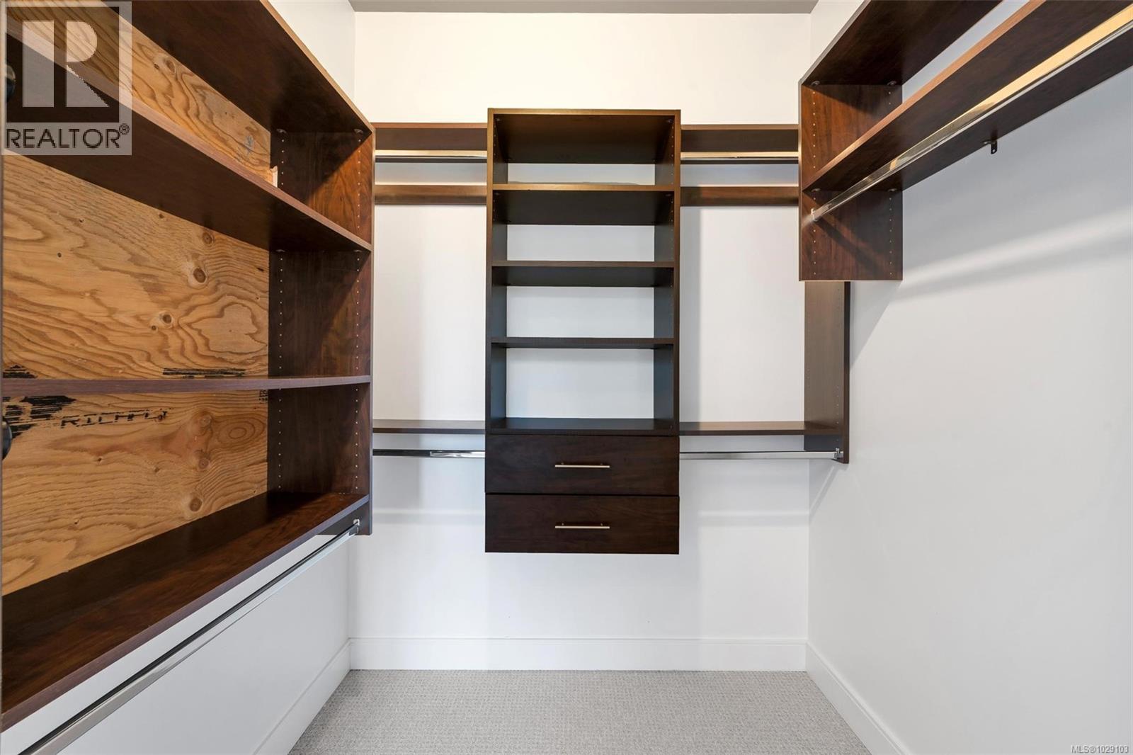  3264 Irma Street, Saanich