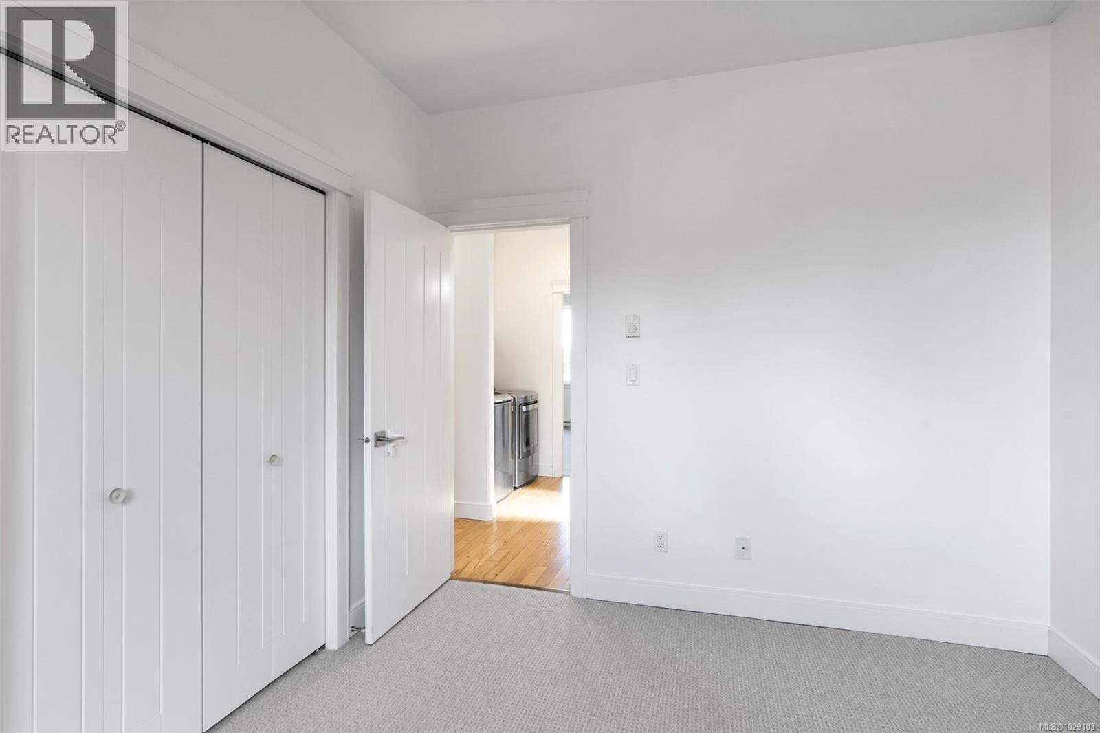  3264 Irma Street, Saanich