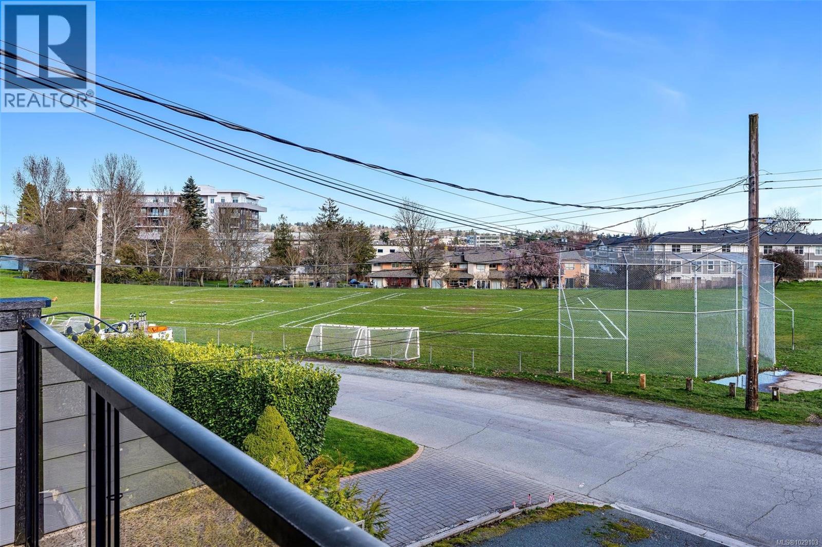  3264 Irma Street, Saanich