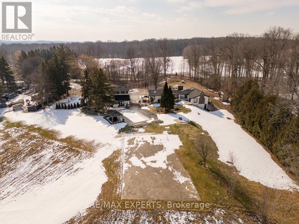 5502 16TH SIDE ROAD - 3