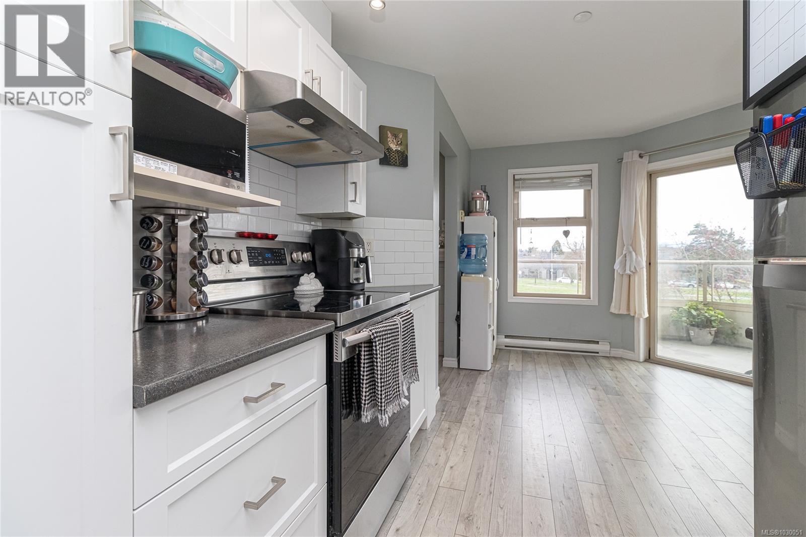 #306 3700 CAREY RD - 11