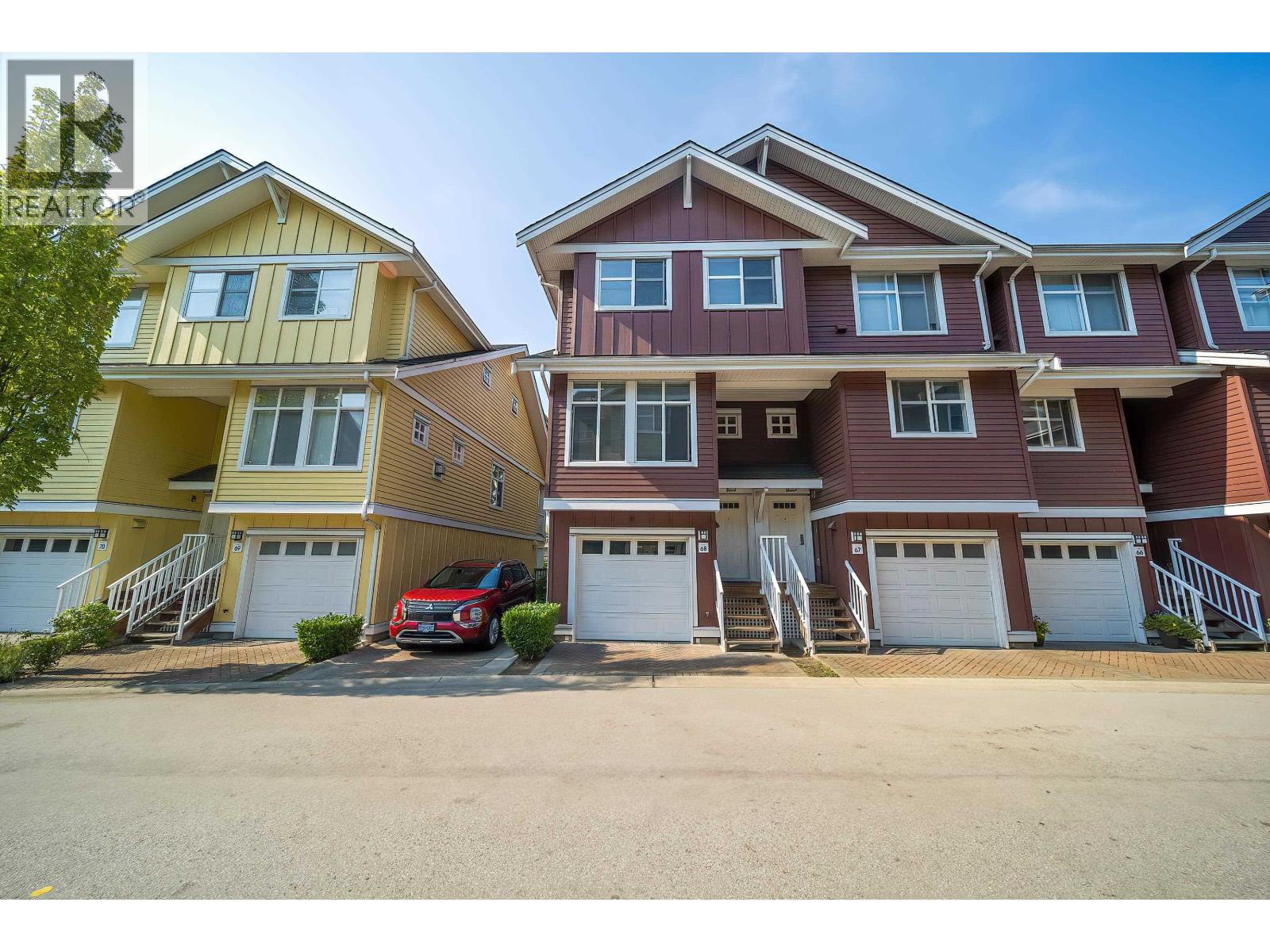 68 935 EWEN Avenue - main photo