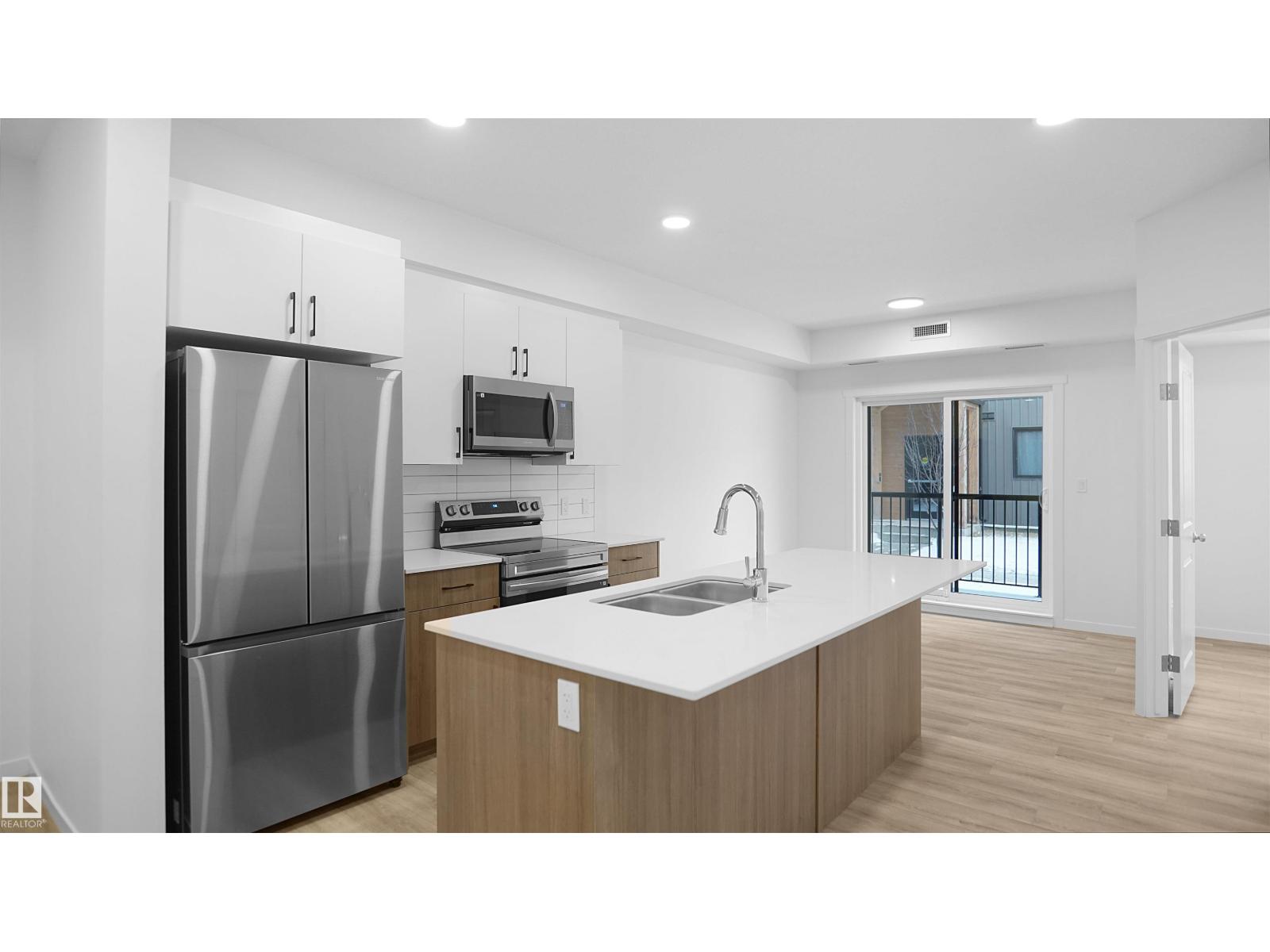 
          303 9207 228 Street NW
            <br/>
            <span>Edmonton</span>
            , 
            <span>AB</span>
             <span>T5T7R9</span>
         - Photo 12