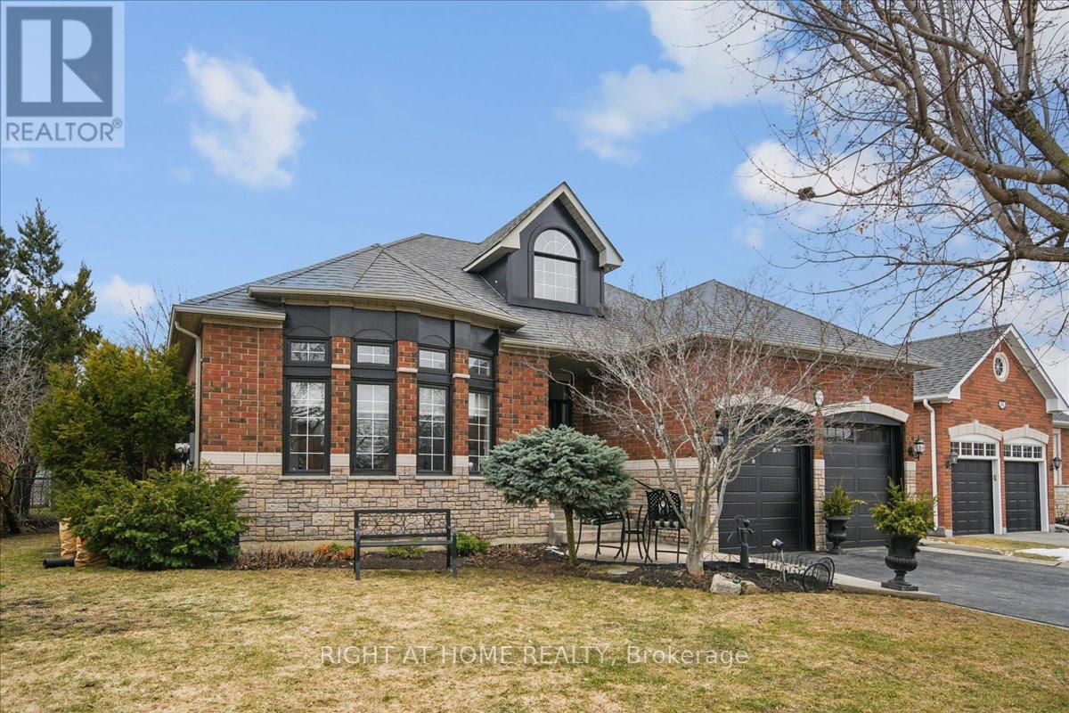 57 KIRKWOOD CRESCENT