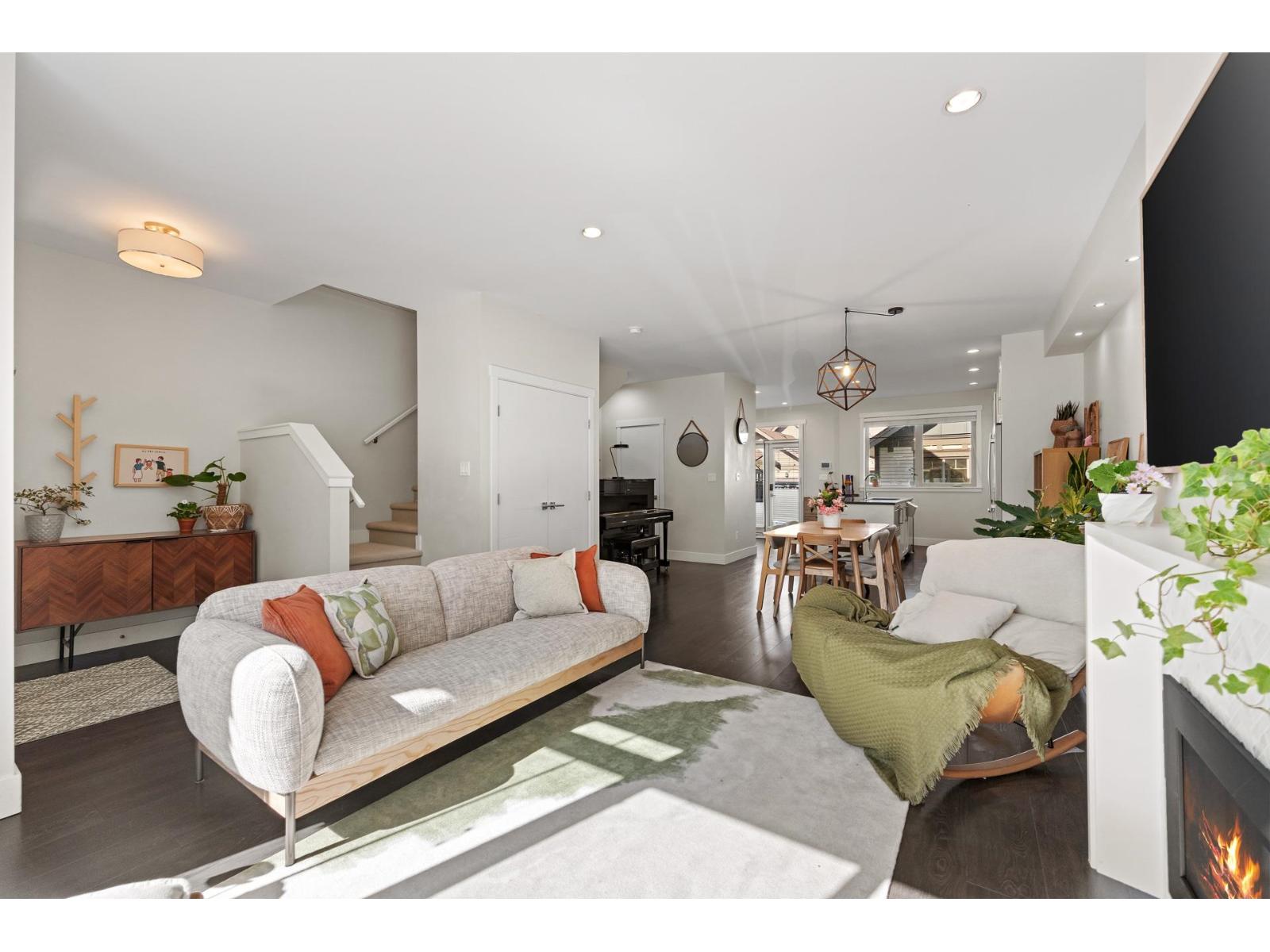 16511 24A AVENUE, Surrey