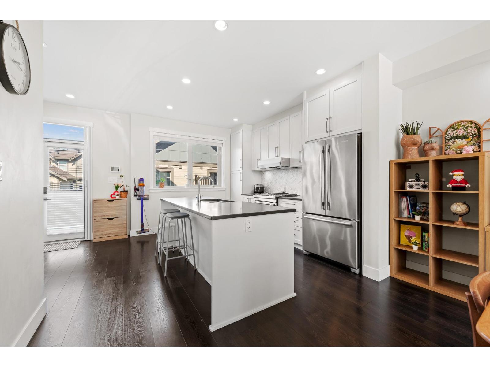 16511 24A AVENUE, Surrey