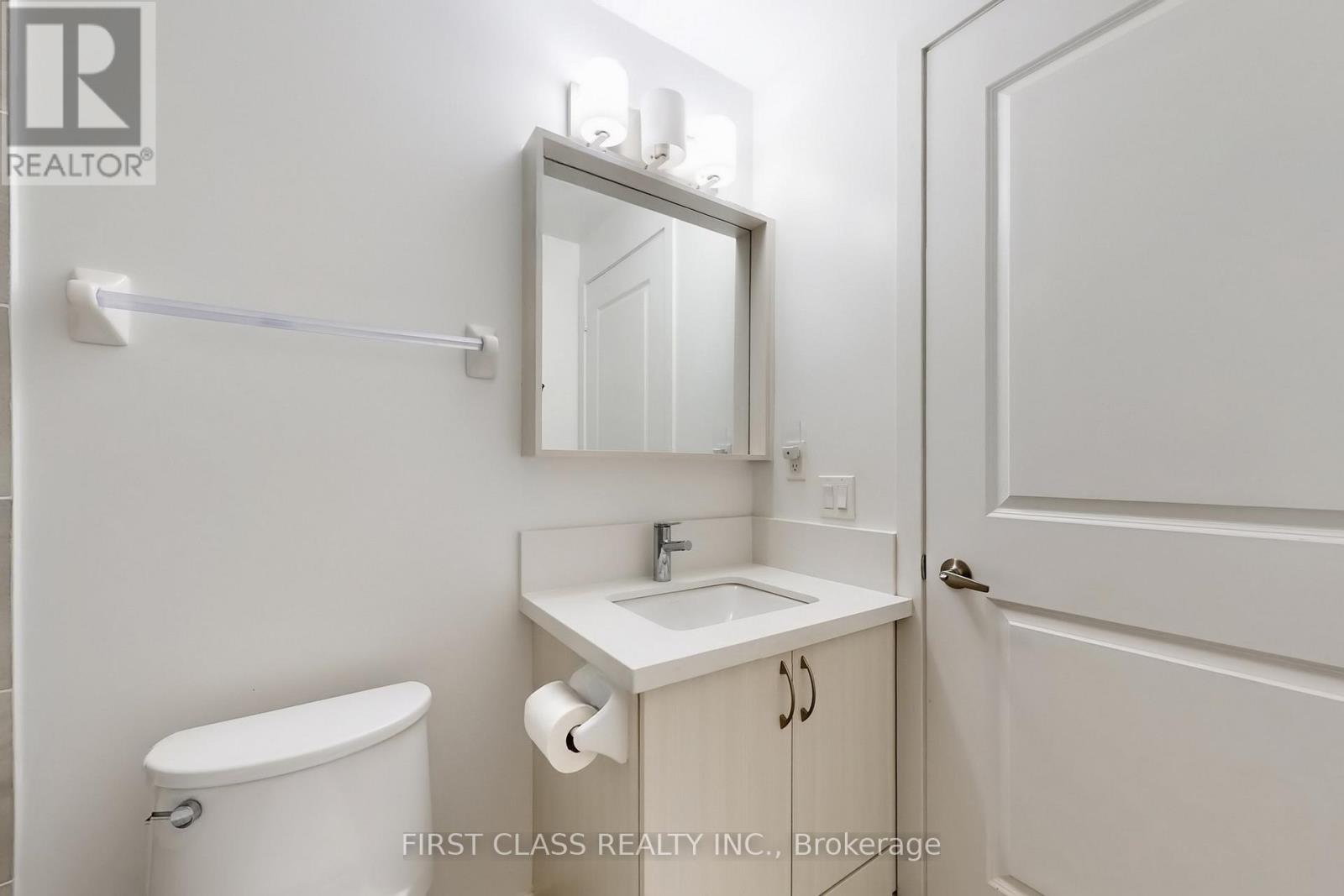 #705 4699 GLEN ERIN DRIVE - 18