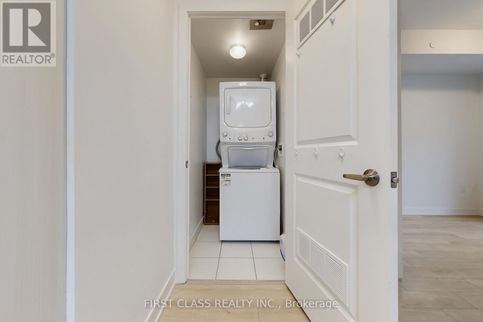 #705 4699 GLEN ERIN DRIVE - 20