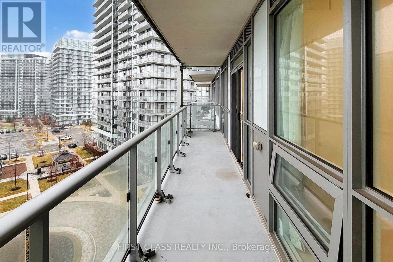 #705 4699 GLEN ERIN DRIVE - 25