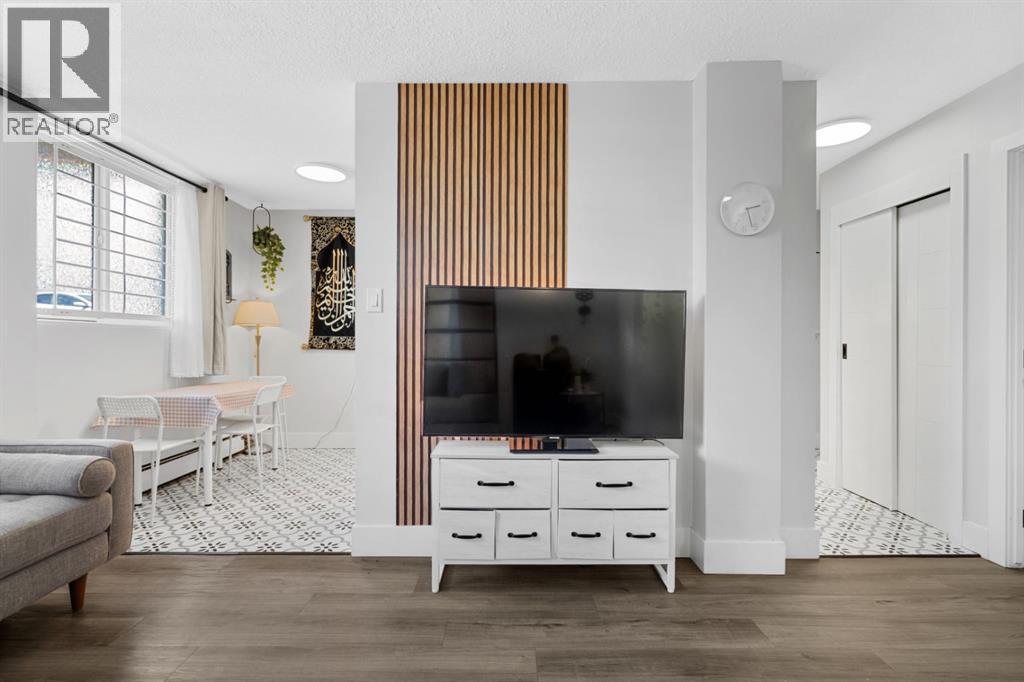 Single Family House for Sale in    Street SW Rosscarrock Calgary 