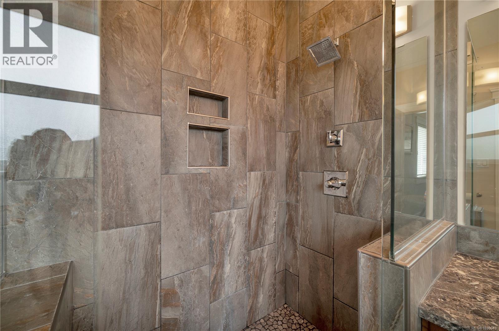 542 PARK FOREST DR - 15