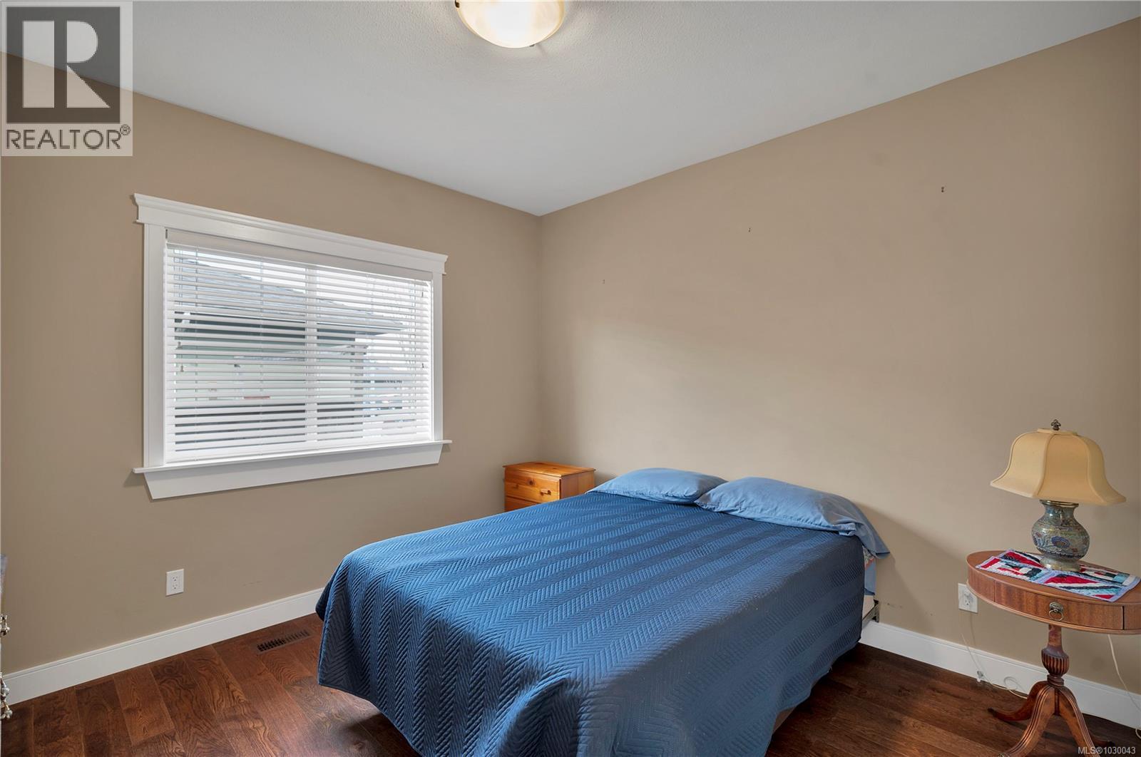 542 PARK FOREST DR - 16