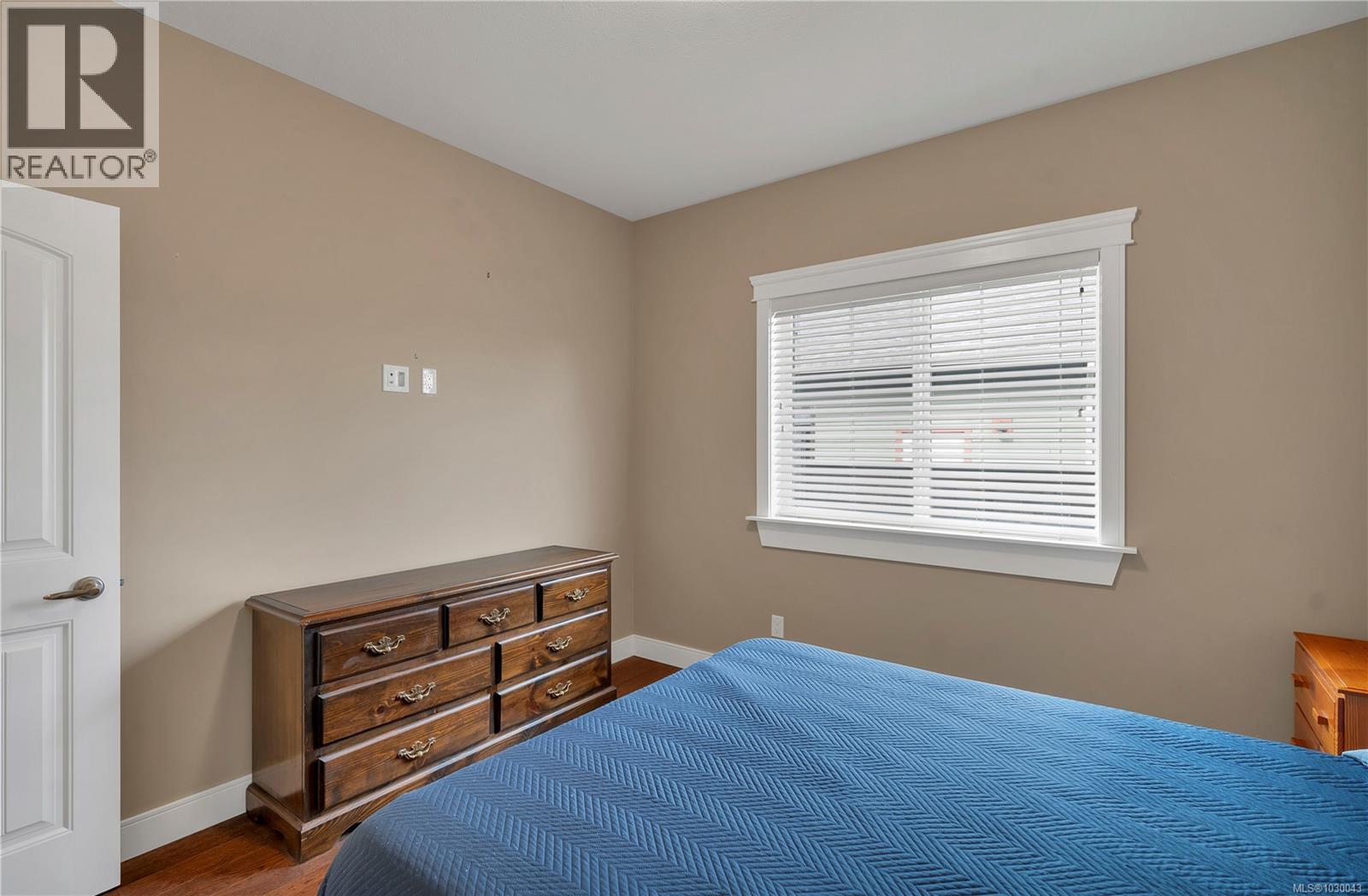 542 PARK FOREST DR - 17