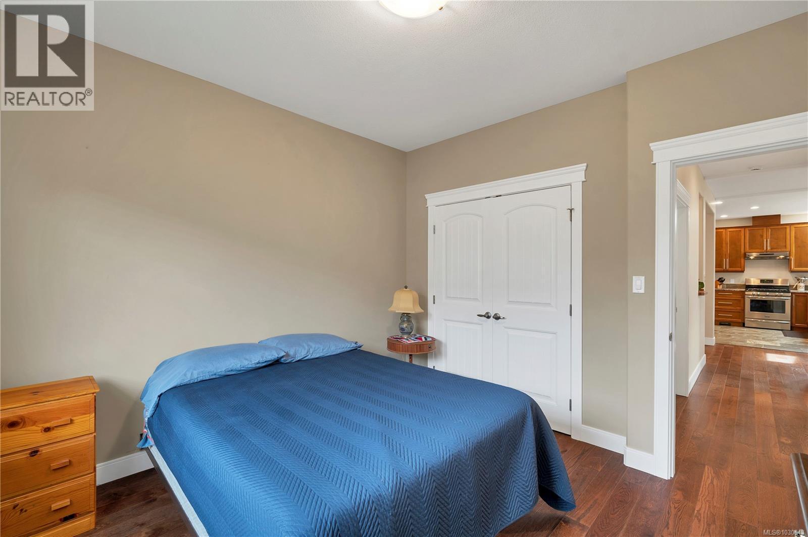 542 PARK FOREST DR - 18