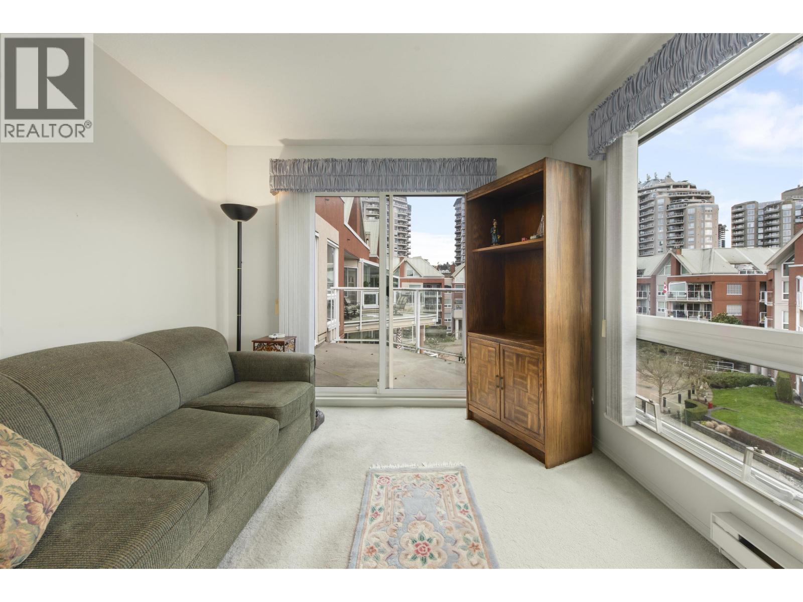 407 1230 QUAYSIDE DRIVE, New Westminster