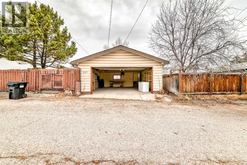 Single Family House Bungalow for Sale in  Huntridge Road NE Huntington Hills Calgary 