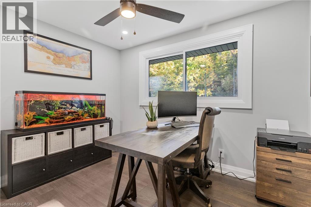 94 DORCHESTER Drive - 26
