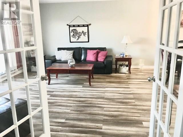 15 Cox Avenue - 15