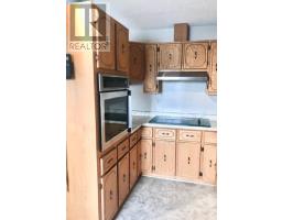 15 Cox Avenue thumbnail 11