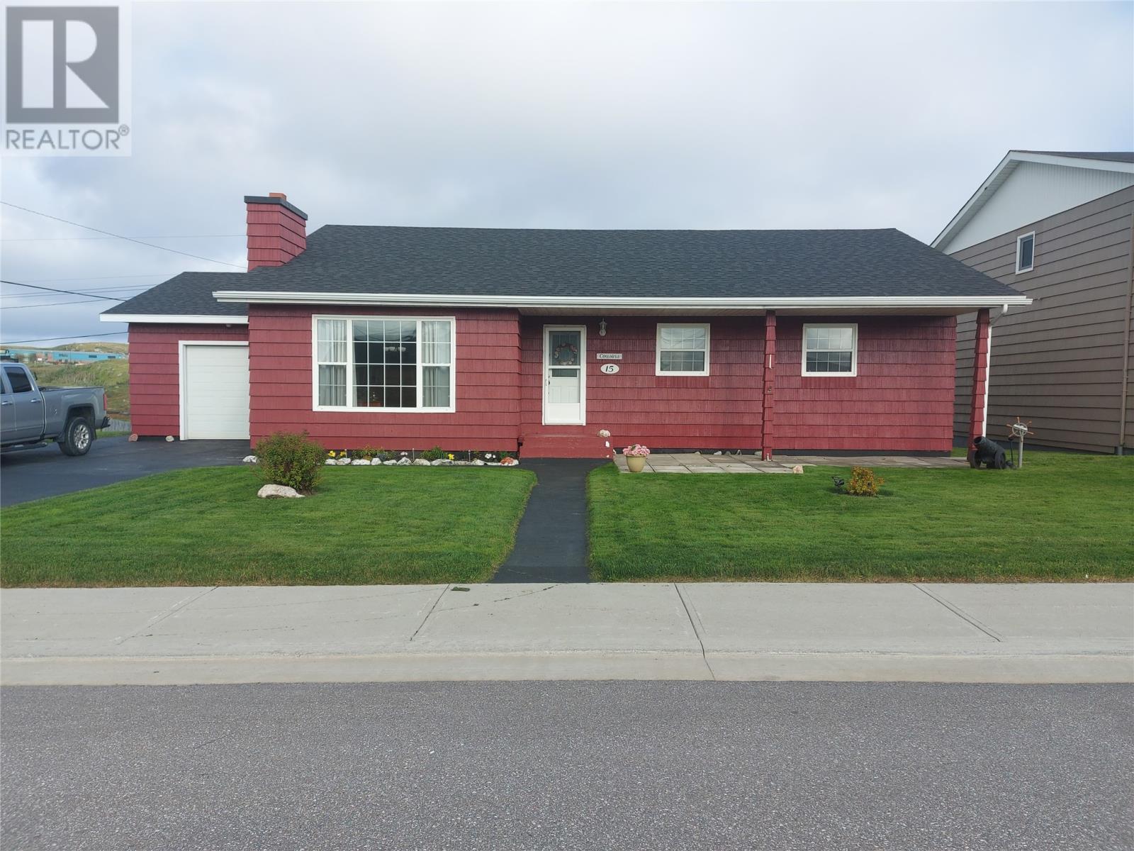 15 Cox Avenue - 1