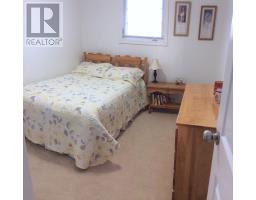 15 Cox Avenue thumbnail 18