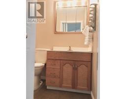 15 Cox Avenue thumbnail 32