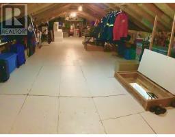 15 Cox Avenue thumbnail 35