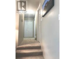 15 Cox Avenue thumbnail 31