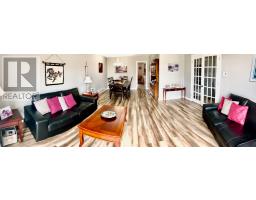 15 Cox Avenue thumbnail 33