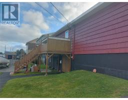 15 Cox Avenue thumbnail 4