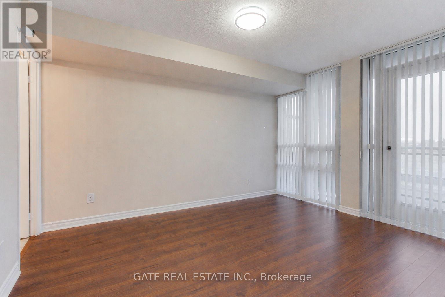 #308 88 GRANGEWAY AVENUE - 17