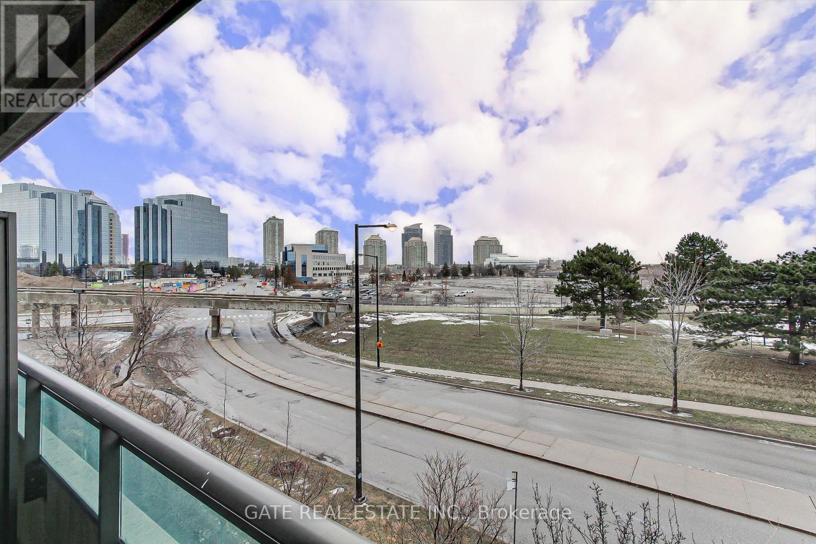 #308 88 GRANGEWAY AVENUE - 25