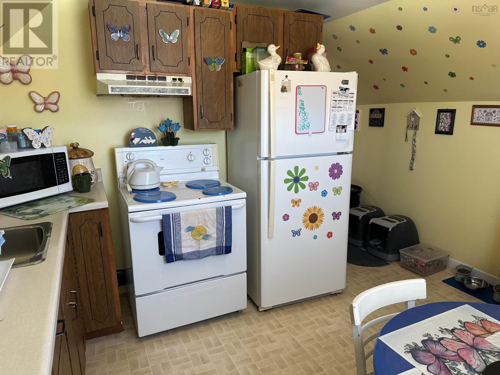 Property 22 of 22 of 1326 Main Street