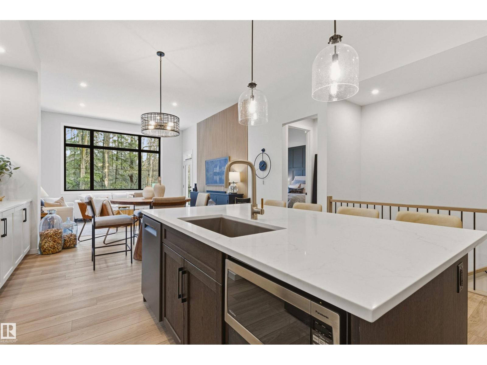 157 REDWING WD, St. Albert