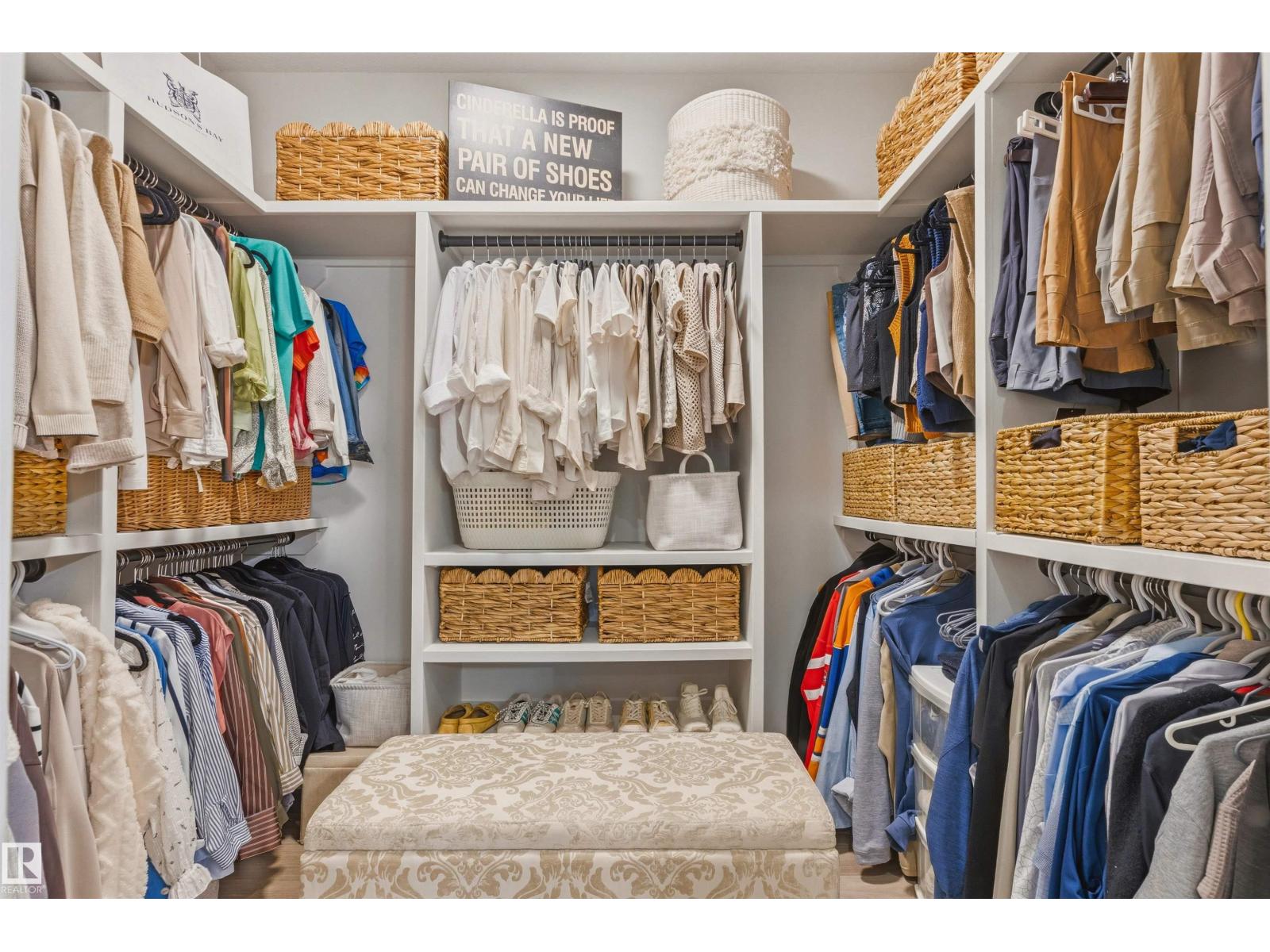 157 REDWING WD, St. Albert