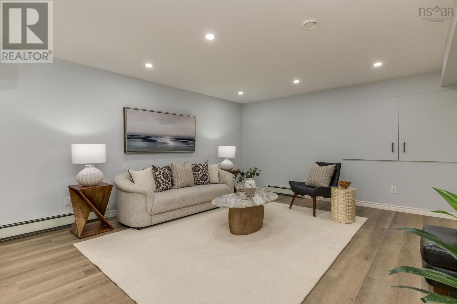 Property 38 of 51 of 44 Tattenham Crescent