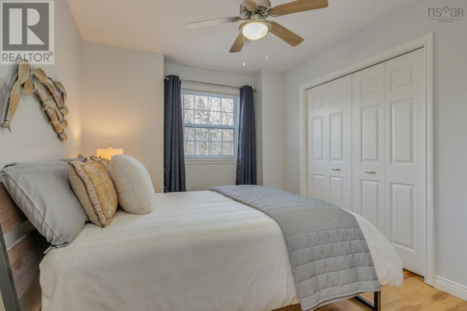 Property 37 of 51 of 44 Tattenham Crescent