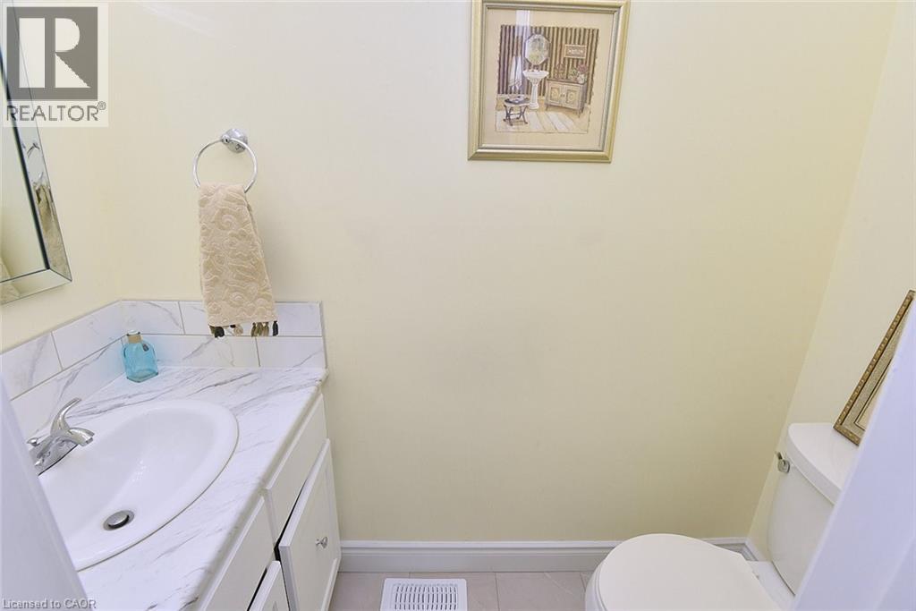 12 BEN NEVIS Drive, Stoney Creek, Ontario, L8G4J6 — Photo 22