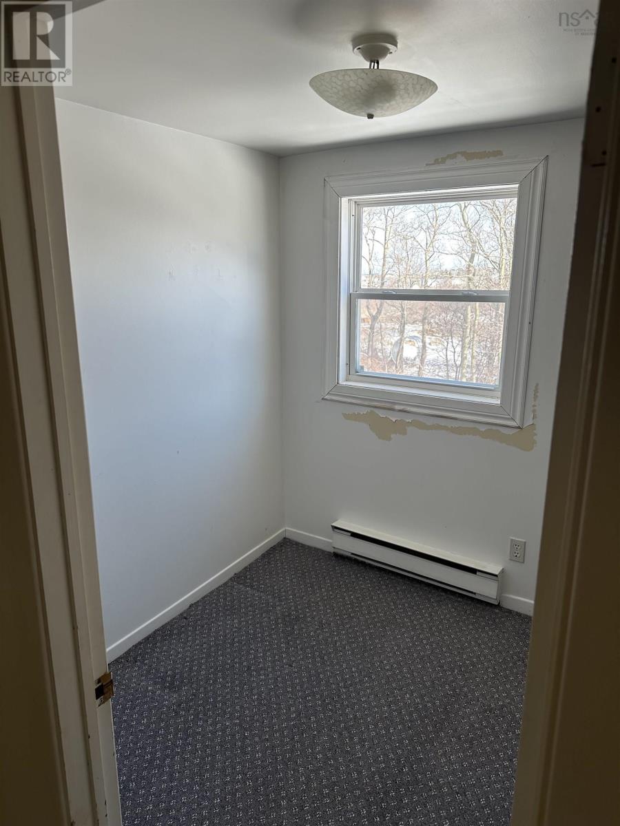 Property 35 of 48 of 1334 Main Street