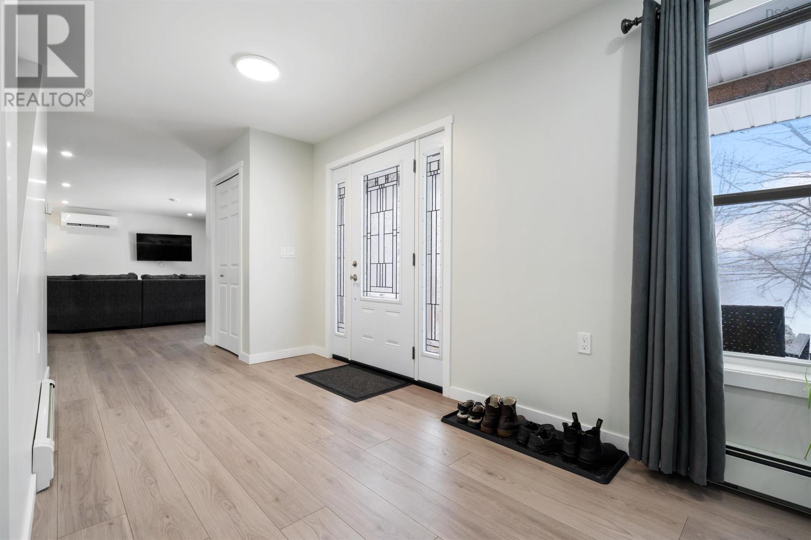 Property 25 of 36 of 1568 North Main Street