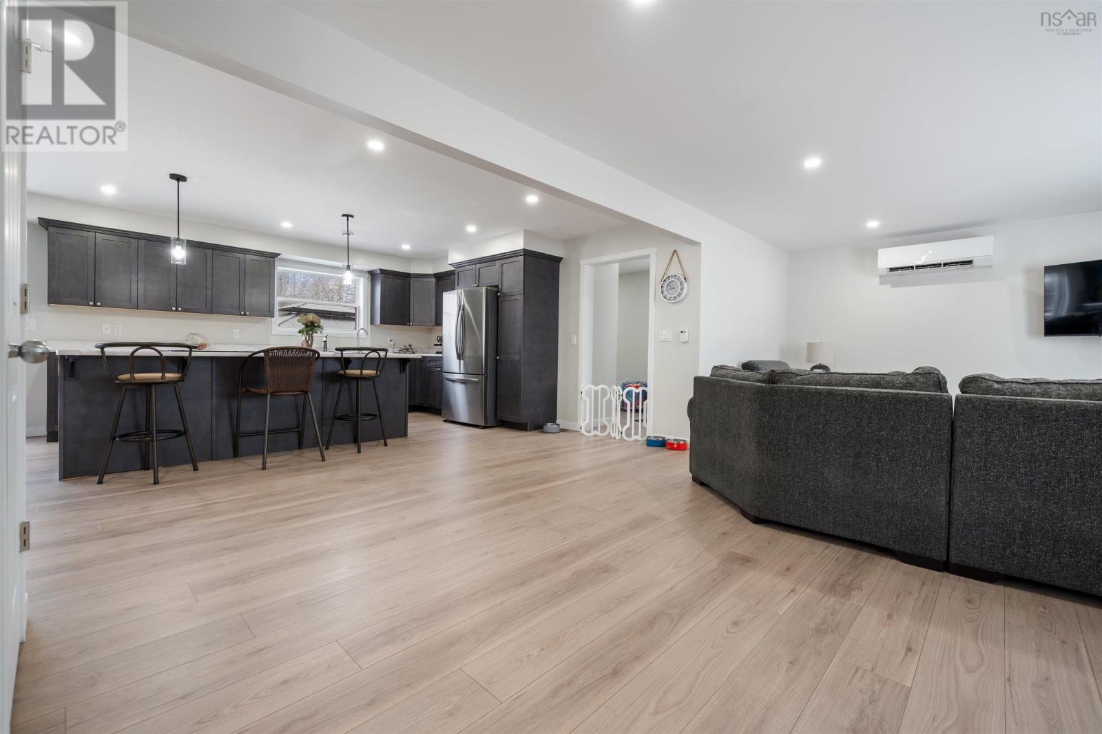 Property 3 of 36 of 1568 North Main Street