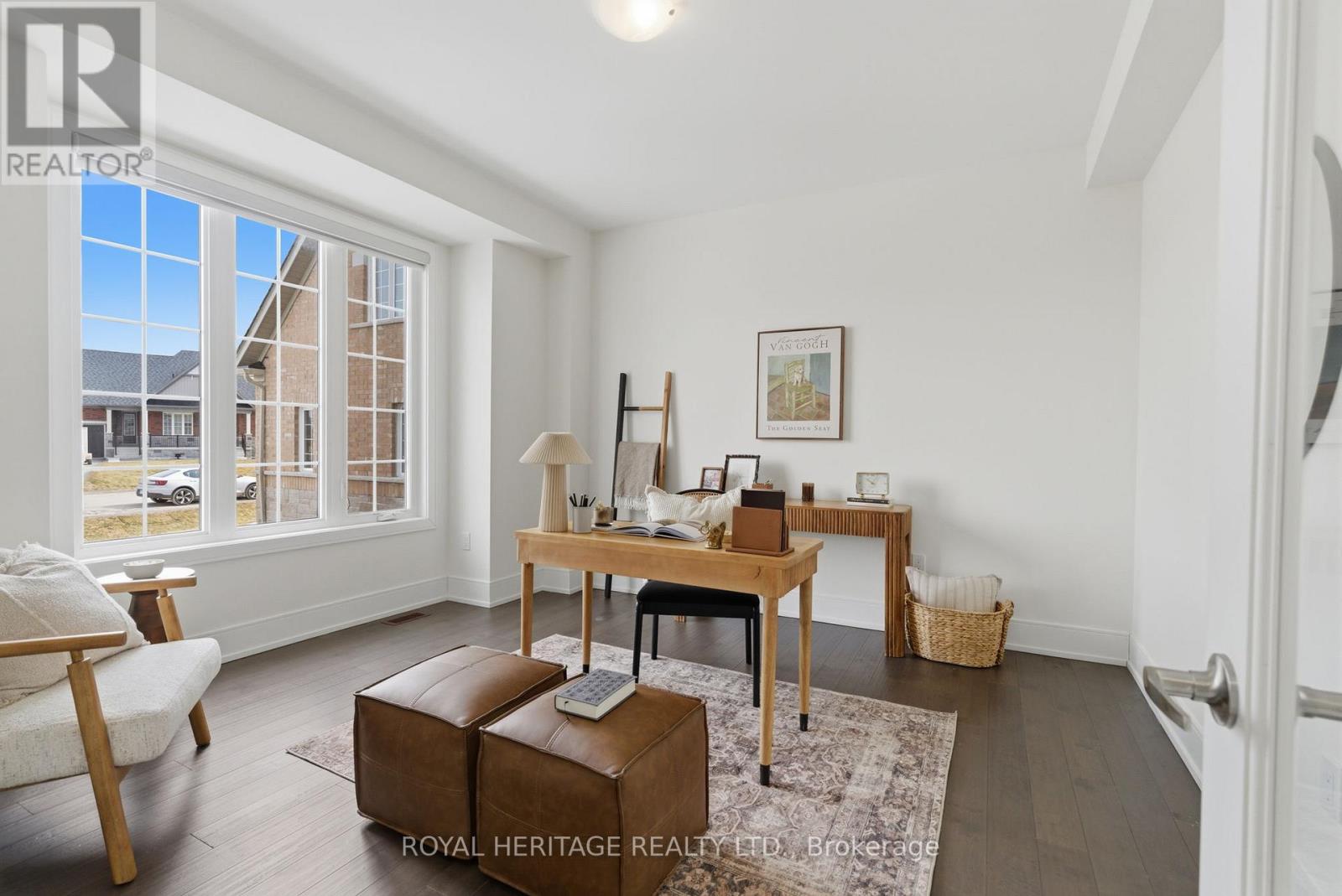 36 GOLDEN MEADOWS DRIVE - 24