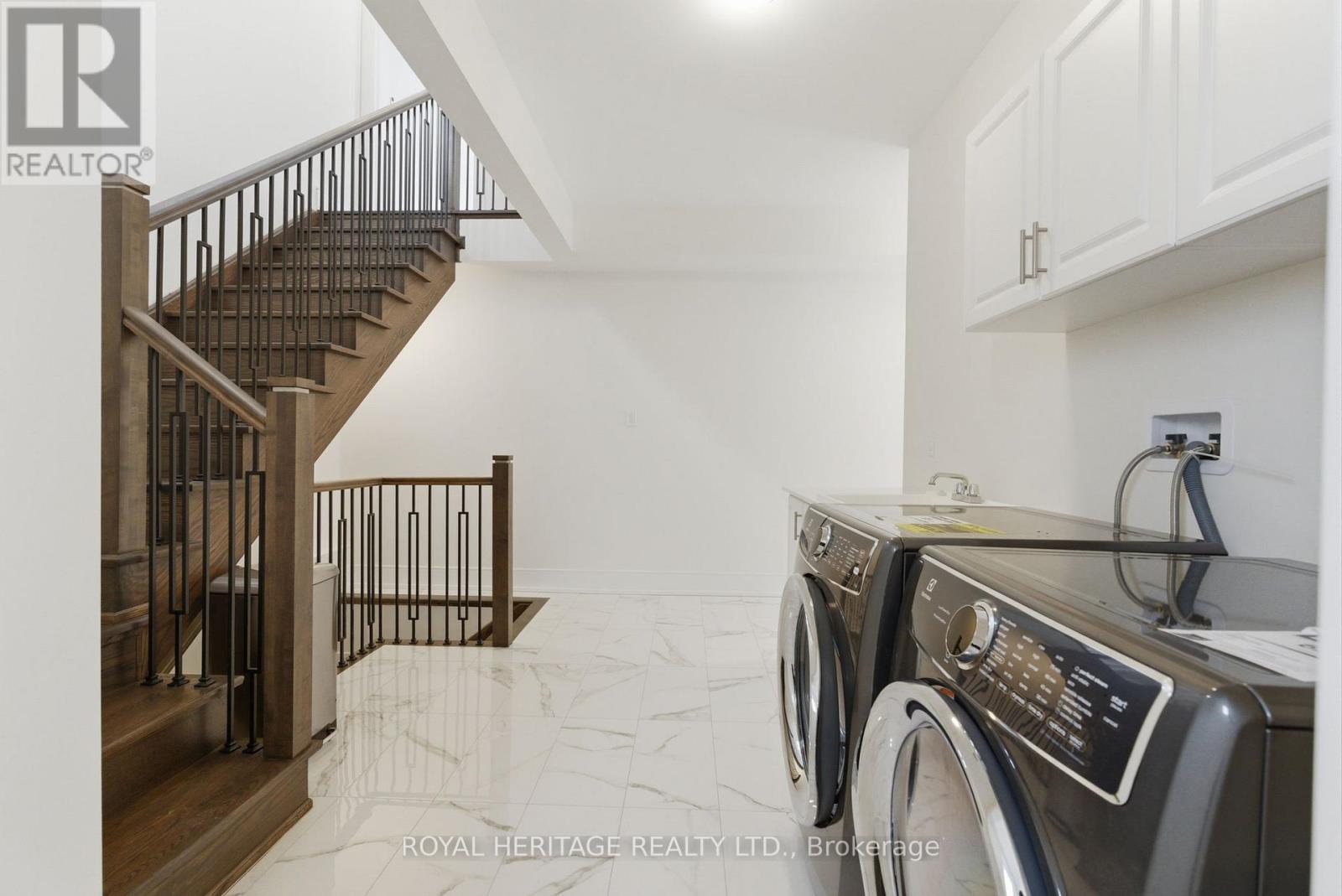 36 GOLDEN MEADOWS DRIVE - 28