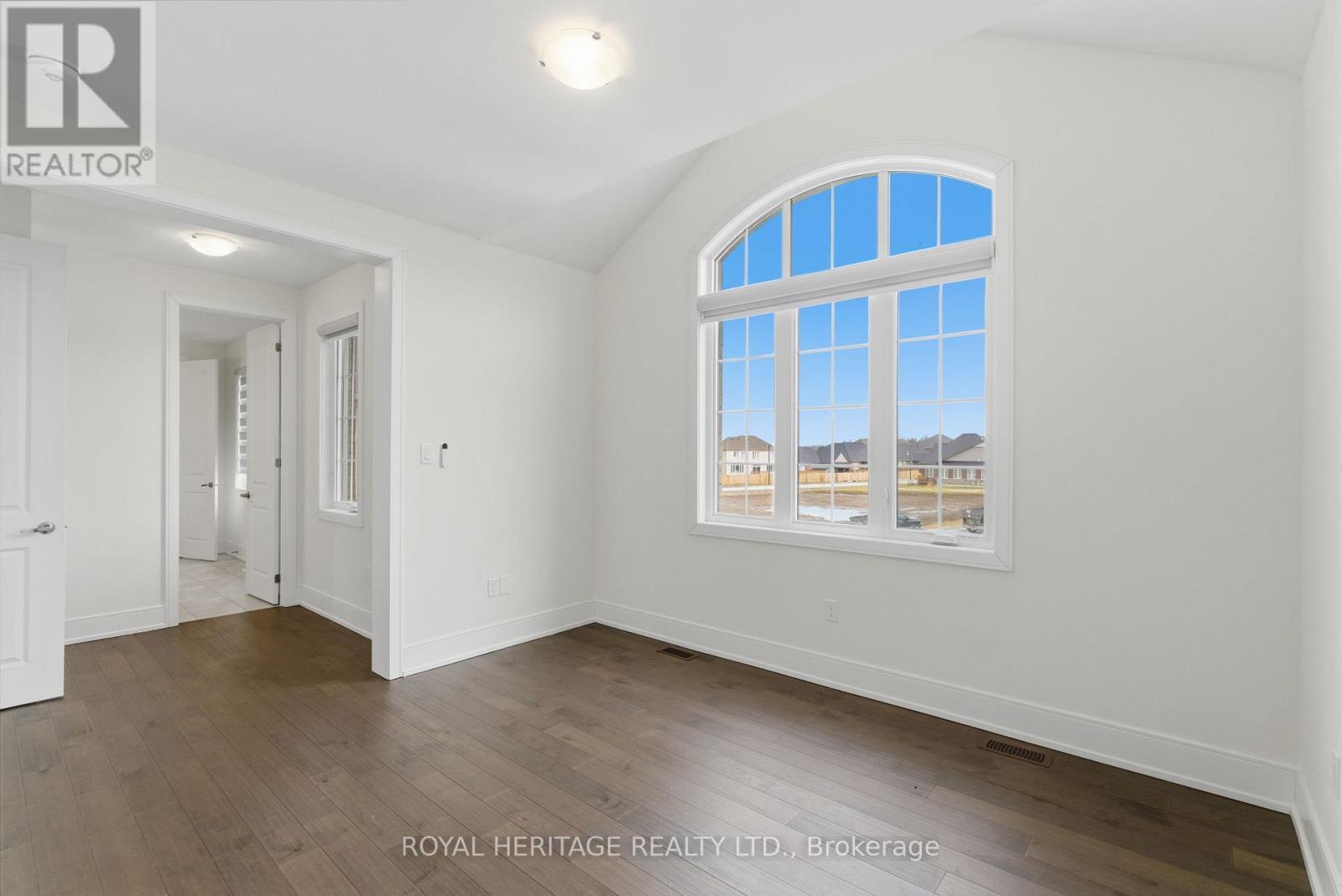 36 GOLDEN MEADOWS DRIVE - 40